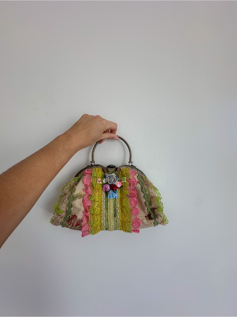 Vintage Boho Lace Handbag with Diamanté Seashell Clasp